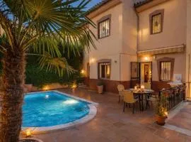 SUPERCASAJUN cerca de GRANADA PARKING PISCINA