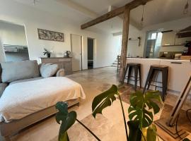 la petite colline, Hotel in Cavaillon