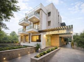EMBLEM Hotel - Arjun Marg, Golf Course Road, Gurgaon, hôtel à Gurgaon