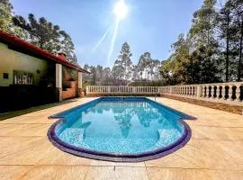 Casa de Campo com WiFi Piscina e Churrasqueira