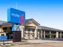 Motel 6 Prattville AL