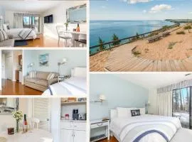 Lovely Beachside Studio at The Shores 5679