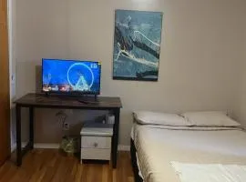 Le1226-Private Room 4 with Free WIFI and Parking