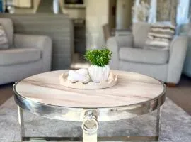 Archerfield Luxe Lodge