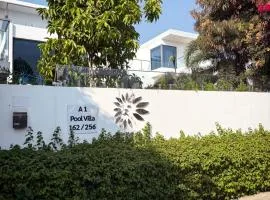 Luxury 6 Bedroom Private Pool Villa in Palm Springs Pattaya
