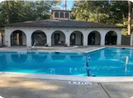 On Island | Pool | Tennis | Pet Friendly | Parking