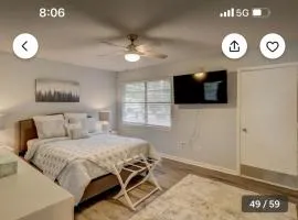 Pet Friendly | Pool | Tennis | Walk to Shops