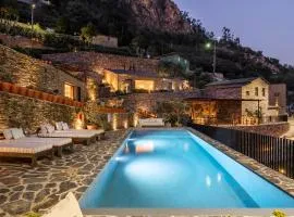 DOURWIN - Exclusive Suites & Restaurant - Adults Only