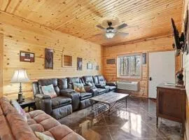 Quail Cove Oak Premium Lakefront Condo Boat Slip