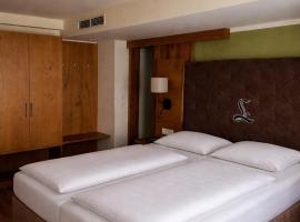 Strasswalchen में, होटल Hotel Lebzelter Straßwalchen, Familien und Business Aufenthalt, Seengebiet, Erlebnispark