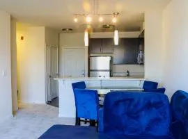Cozy & inviting 2BD 2BTH Apt Home