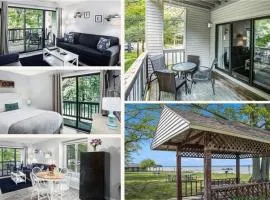 Stylish The Shores Condo Private Beach w Views ➠ 5716