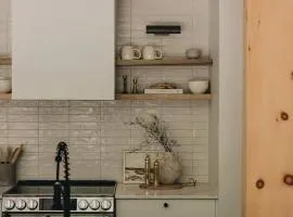 Designer Chalet | Lake & Trails | Pet-Friendly