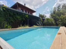 Maison avec piscine - 8 pers. - FR-1-319-634