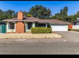 Home by the Bay - 3BD In Quiet Vallejo Neighborhood - Near Napa & SF