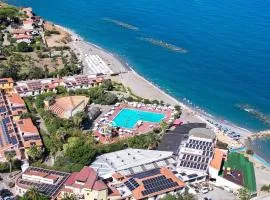 Nice Home In Piraino