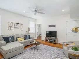 Shop, Eat, Rest 1 bdrm Apt w/Onsite Free Parking