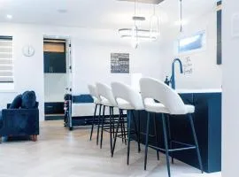 Serene 3 Bedroom Home near YEG with Pool table