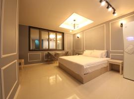 호텔야자 담양점 본관, khách sạn ở Kasan-ni