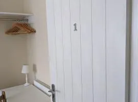 Homestay in NG5 area