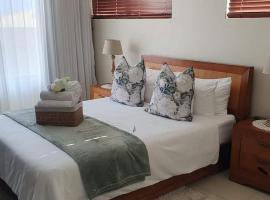 Sunset Sails 2 Apartment, hotel i Langstrand