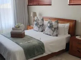 Sunset Sails 2 Apartment