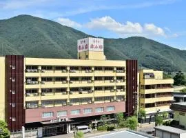 戸倉上山田温泉ホテル圓山荘