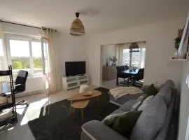 Le Panorama D'Exception-65M2- Parking Privé en Sous-Sol