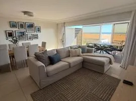 La Dolce Vita Seaside Villa