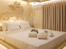 CENTAURIA Greek Luxury Suite 5' to Port Gate 7-8