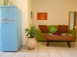 Flowery Inn Villa, ξενοδοχείο στο Αλγκέρο