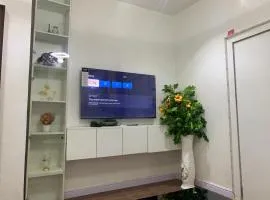 Ehi-Mega Luxury Hotel and Apartments