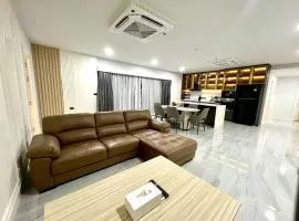 Luxury Condo 3 bedrooms