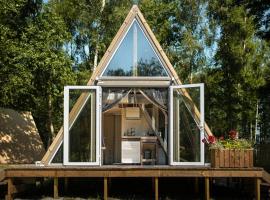 Heaven Glamping - 300m from the Beach, Hotel in Liepāja