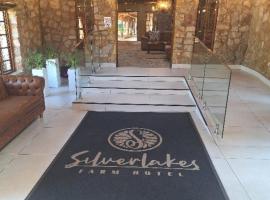 Silverlakes Farm Hotel – hotel w mieście Pretoria