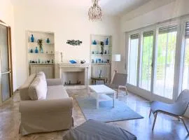 RN004 - Rimini, affascinante villa con giardino vicino al mare