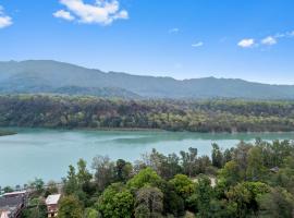 Hotel Himalayan Ganga view, hotel em Rishikesh