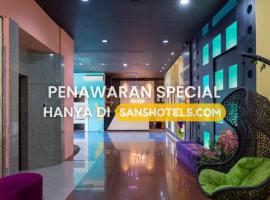 Sans Hotel International Surabaya, Hotel in Gubeng