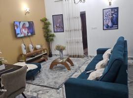 Haut standing Lita Residence, hotel em Ekoumdoum