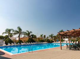 Racar Hotel: Frigole şehrinde bir otel