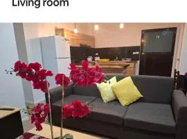 BellaTropical Guest House