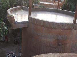 One Love - One Heart Lodge, hotel a Tanji