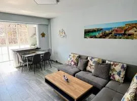 Stylish Apartment near Sofia Airport and Metro, Self Check-in