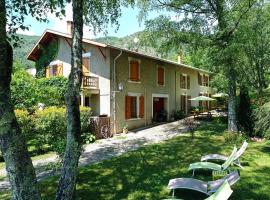 L'âne à plumes: Coisia şehrinde bir otel