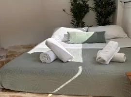 Olive tree studio ,Corfu Town