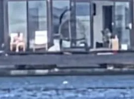 Black Swan Lakehouse