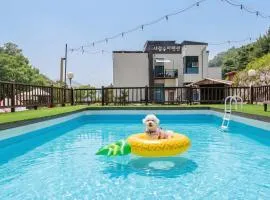 Gapyeong Chagall Spa pension