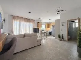 Aura Residence Beachfront by Horizon Homes