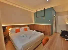 Moody smart & comfy Hotel