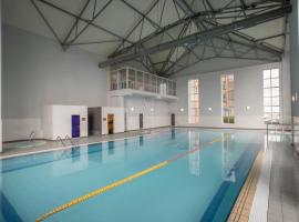 Maldron Hotel & Leisure Centre, Oranmore Galway, готель у місті Оранмор